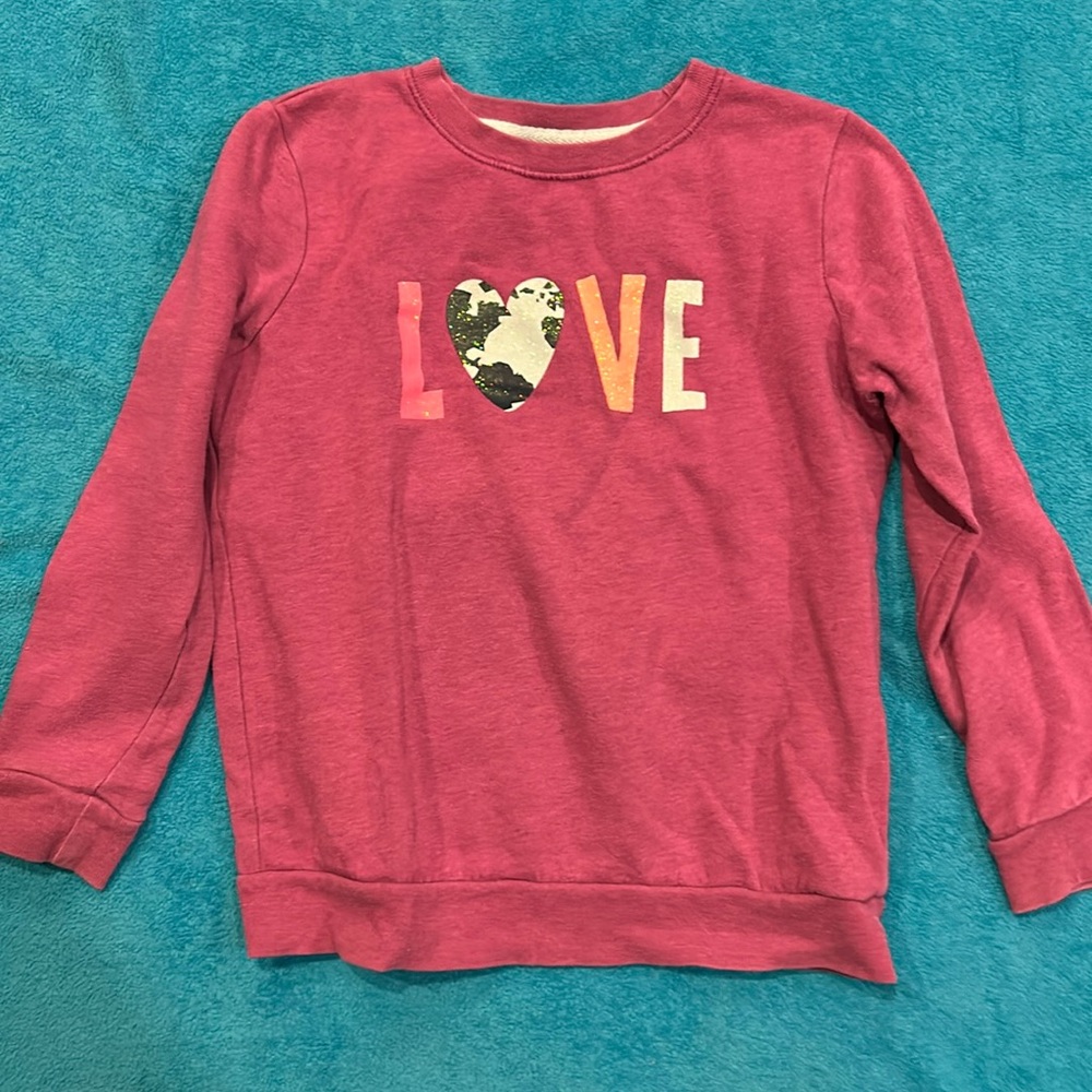 Girl’s sweater